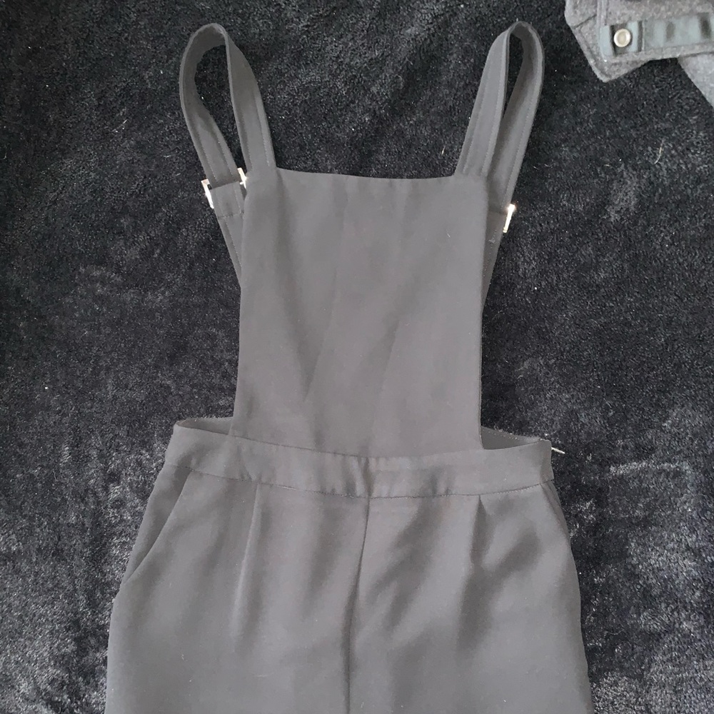 lulu’s black overalls